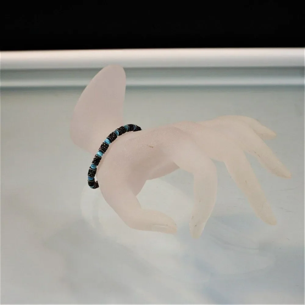 Unbranded stackable beaded